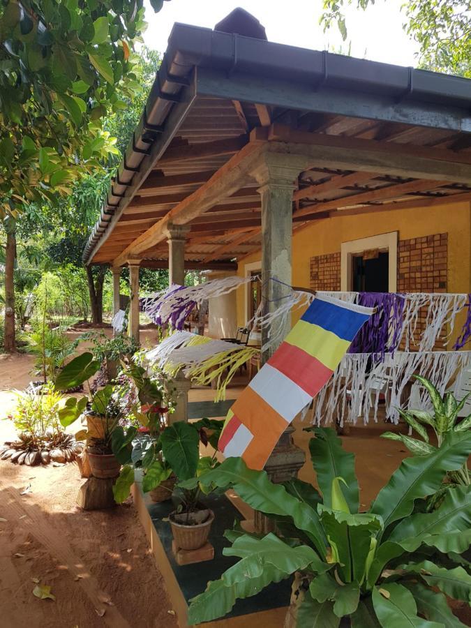 Thilina Homestay Sigiriya Exteriör bild