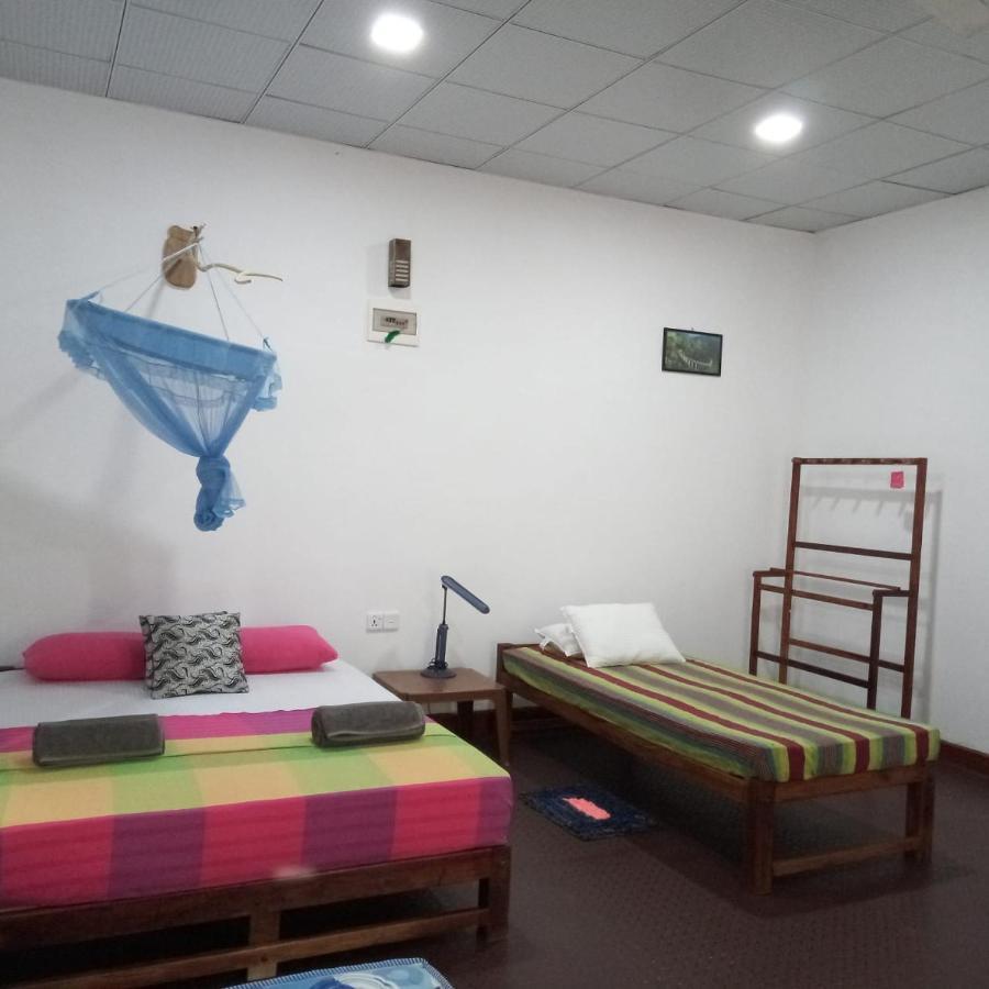 Thilina Homestay Sigiriya Exteriör bild