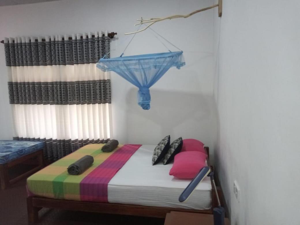 Thilina Homestay Sigiriya Exteriör bild